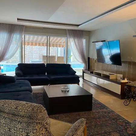 Close To The Sea In - With A Shared Pool *