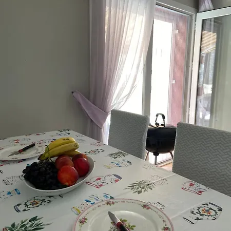 Close To The Sea In - With A Shared Pool Villa Kusadası